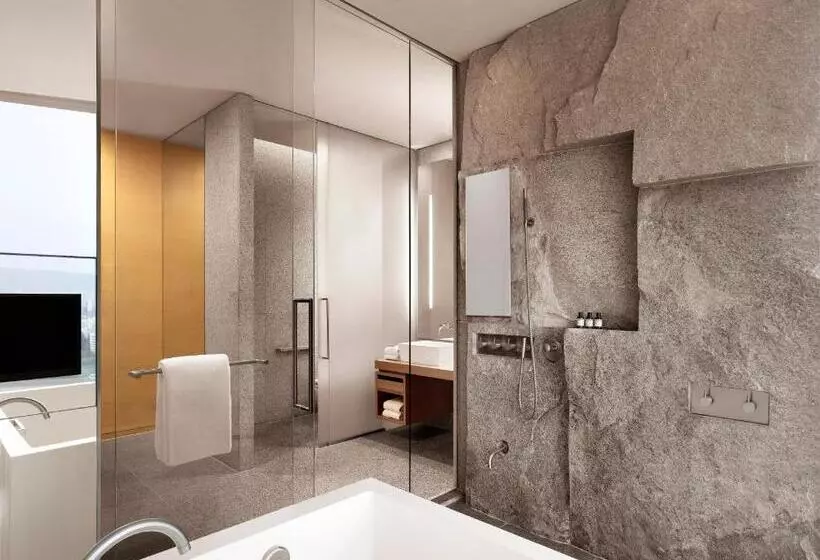 キングサイズベッドのスタンダードルーム, Park Hyatt Seoul