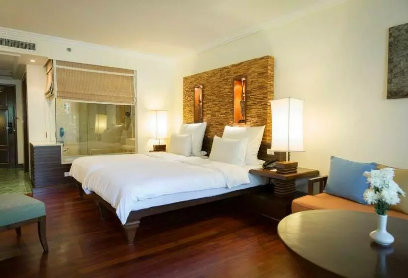 اتاق اکونومی, Robinson Khao Lak
