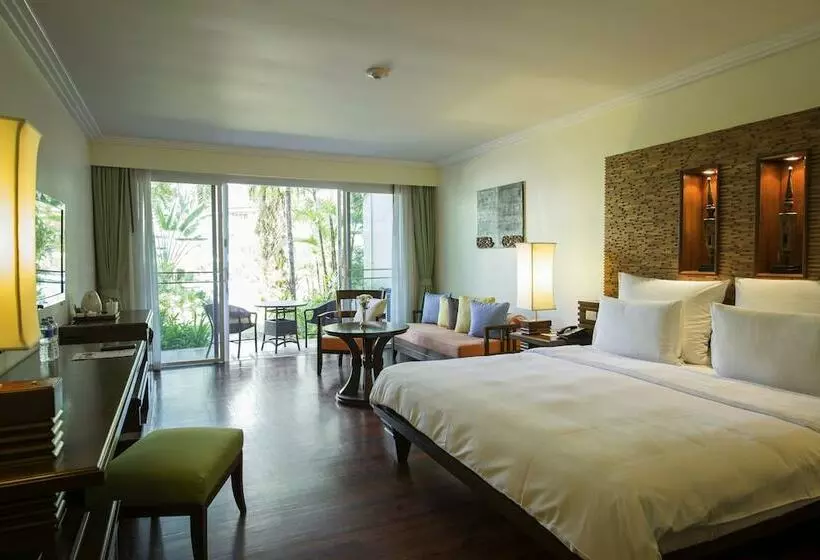 اتاق اکونومی, Robinson Khao Lak