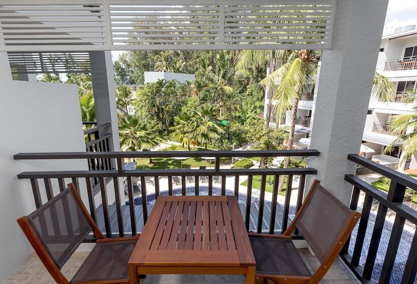 스탠다드 스튜디오, Sunwing Bangtao Beach