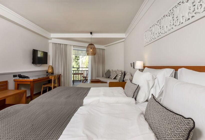 스탠다드 스튜디오, Sunwing Bangtao Beach