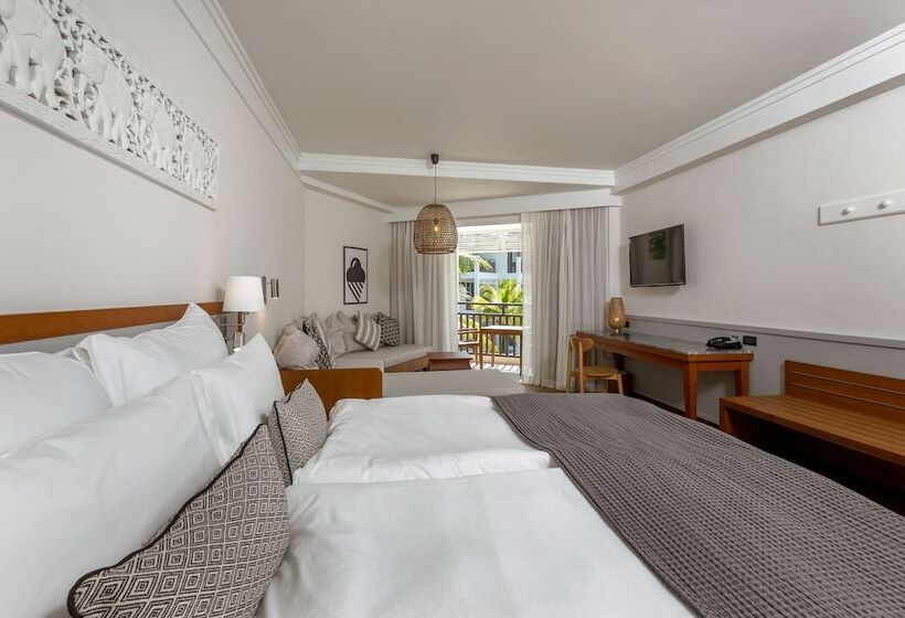 스탠다드 스튜디오, Sunwing Bangtao Beach