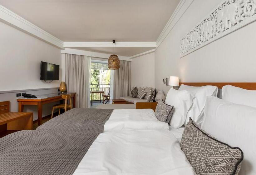 스탠다드 스튜디오, Sunwing Bangtao Beach