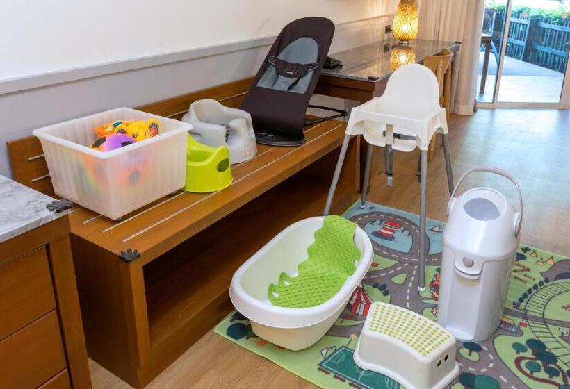 스탠다드 스튜디오, Sunwing Bangtao Beach