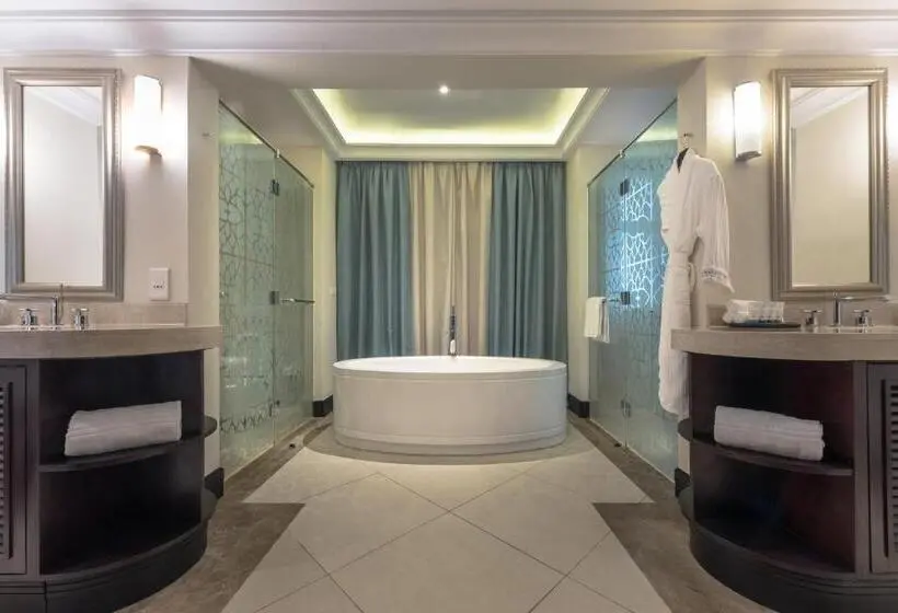 سوئیت جونیور با تخت بزرگ, The Westin Turtle Bay Resort & Spa, Mauritius