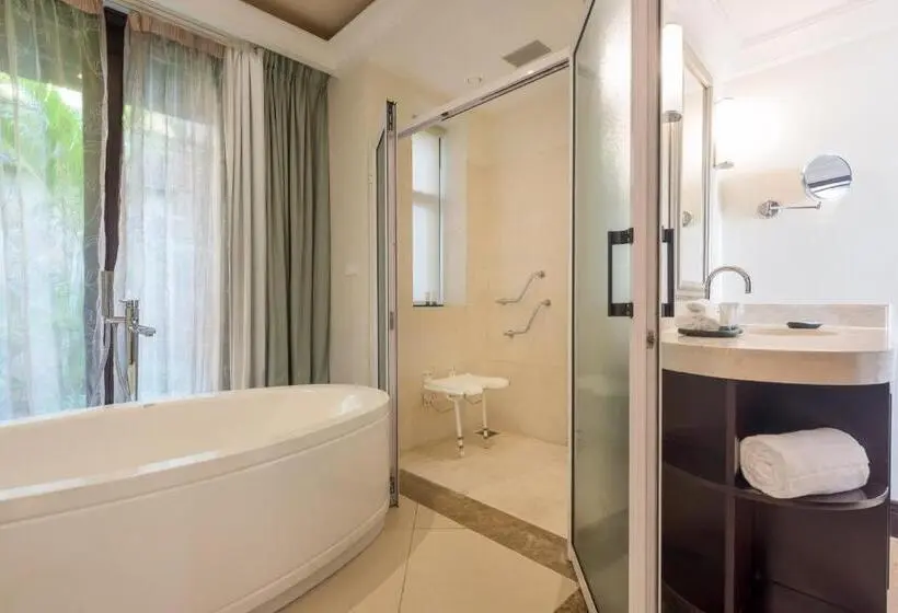 سوئیت جونیور با تخت بزرگ, The Westin Turtle Bay Resort & Spa, Mauritius