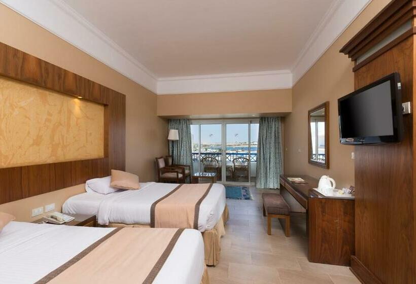 اتاق کلاب, Naama Bay Hotel & Resort