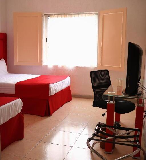 غرفه قياسيه سريرين مزدوجين, Zar Guadalajara