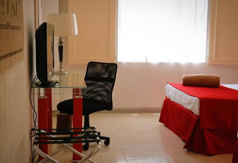 غرفة قياسية سرير كينج, Zar Guadalajara