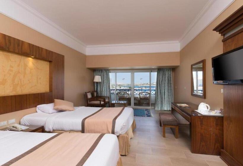 اتاق کلاب, Naama Bay Hotel & Resort