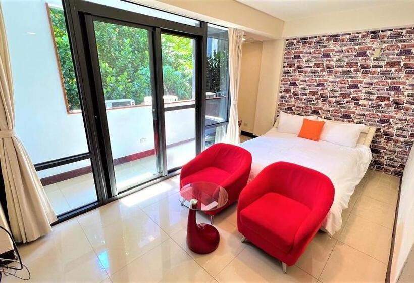 اتاق استاندارد با بالکن, Charming Hostel
