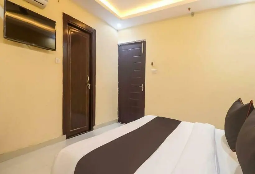 اتاق استاندارد, Collection O M V Inn Near Chaudhary Charan Singh International Airport