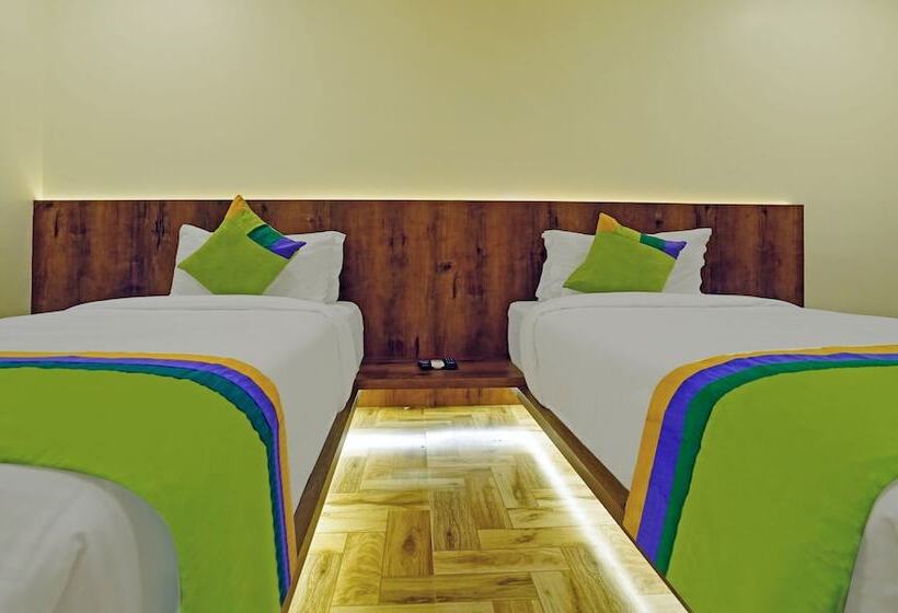 Номер Стандарт, Treebo Golden Nest