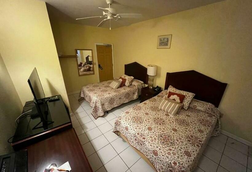 اتاق لوکس با چشمانداز دریا, Arawak Bay: Inn At Salt River