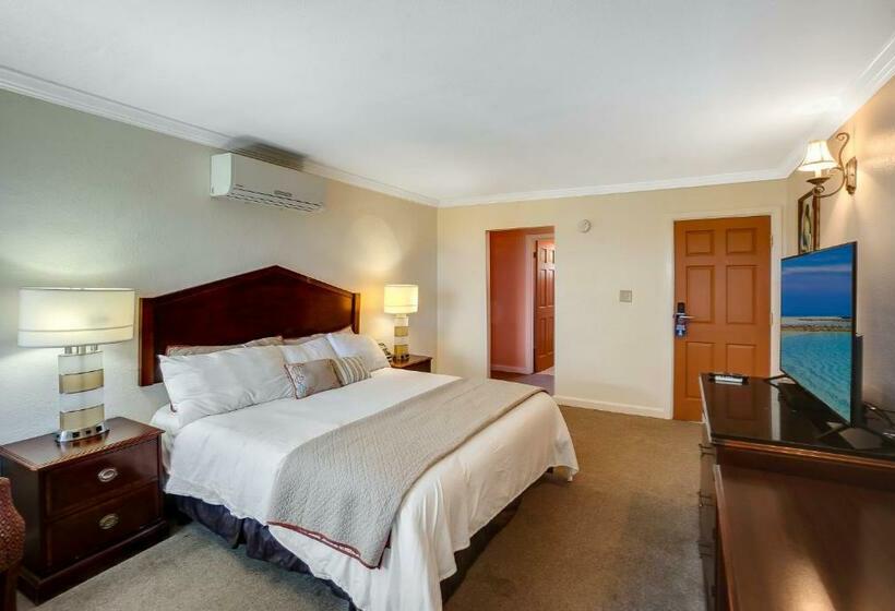 اتاق لوکس یک تخته, Arawak Bay: Inn At Salt River