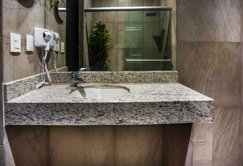 스탠다드 룸, Boutique De Firma