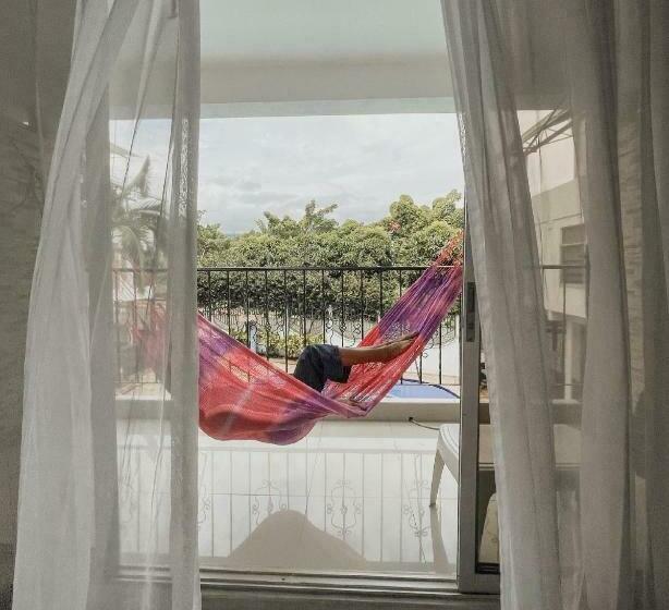 스탠다드 룸, Cacique Guaicani