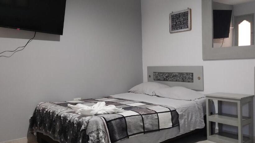 Номер Deluxe, Castillo Plaza