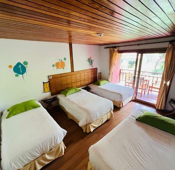 공동 객실, Mama Tungu Hostel