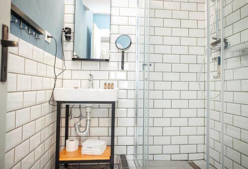 غرفة سوبيريور ثلاثية, Casa Hintz Transilvania