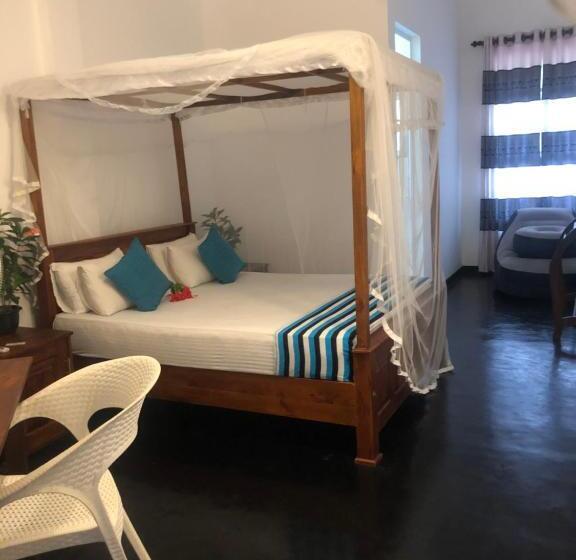 Standard-huone Parveke, Hiriketiya New Radiant House