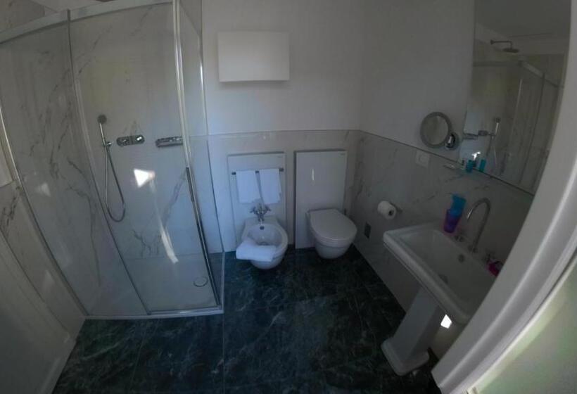 اتاق استاندارد, La Casa Nel Parco Lecco