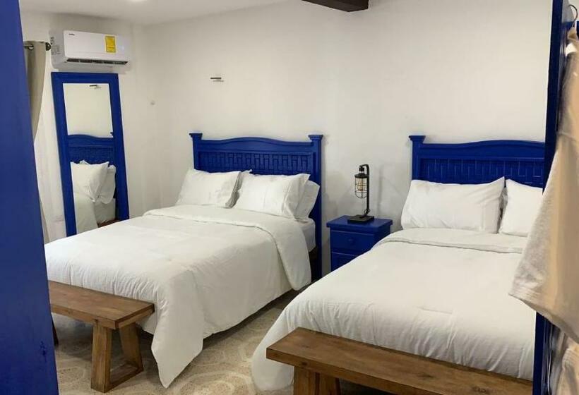 スタンダードルーム, Amor Progreso