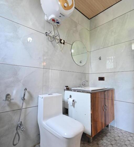 Семейный Номер Вид на Горы, The Hillside