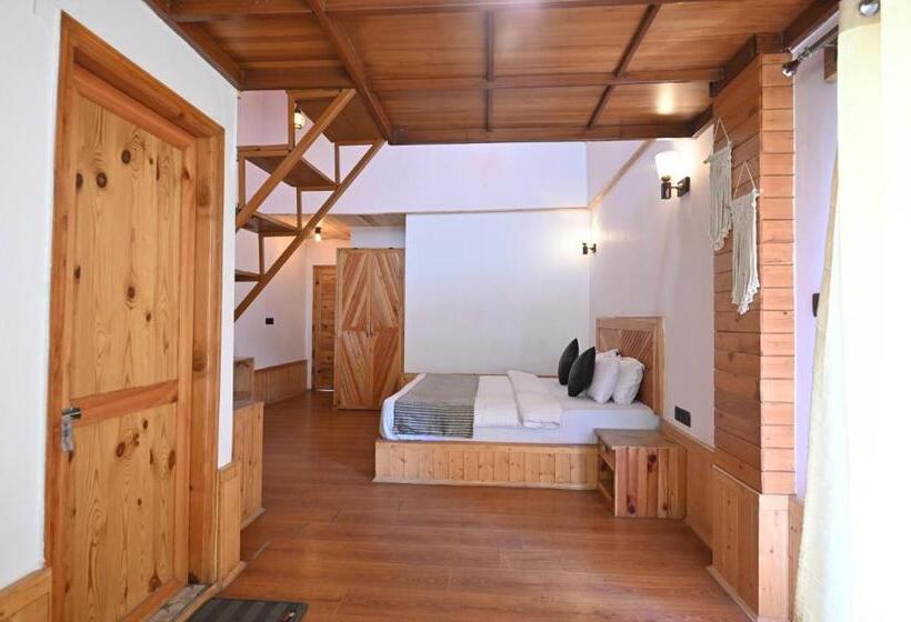 Семейный Номер Вид на Горы, The Hillside