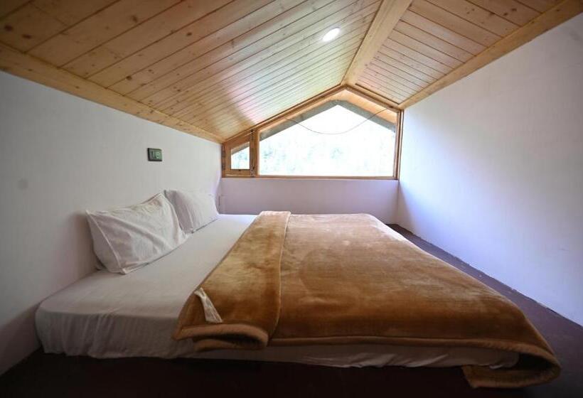 Семейный Номер Вид на Горы, The Hillside