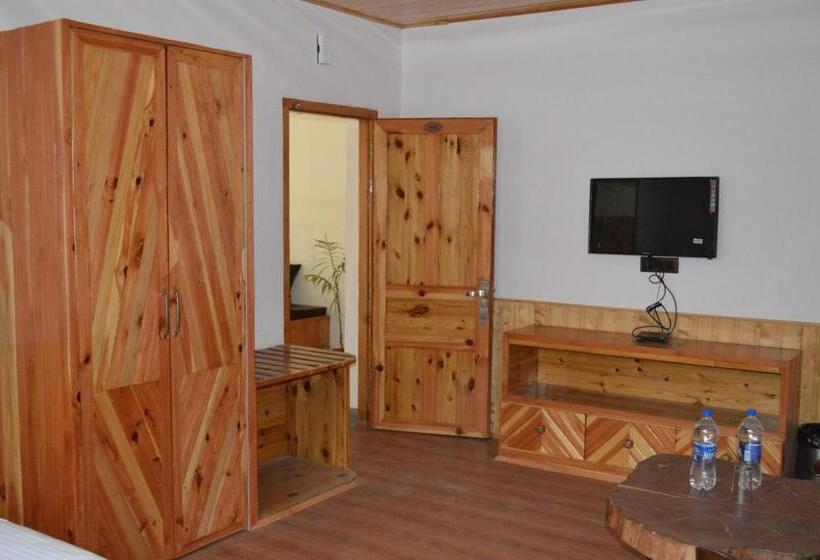 Номер Deluxe с Балконом, The Hillside