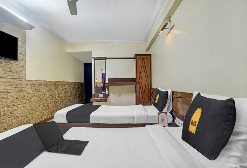 اتاق استاندارد, Townhouse Oak Utsav Residency