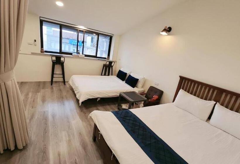 اتاق استاندارد چهار تخته, Stay If You Wish Homestay