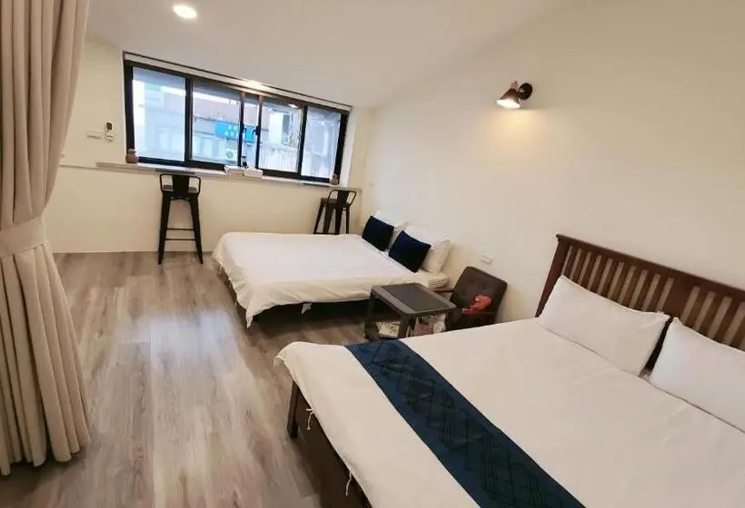 اتاق استاندارد چهار تخته, Stay If You Wish Homestay