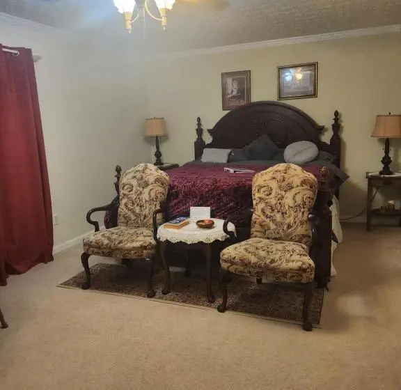マウンテンビュースタンダードルーム, Serenity Hill Bed And Breakfast