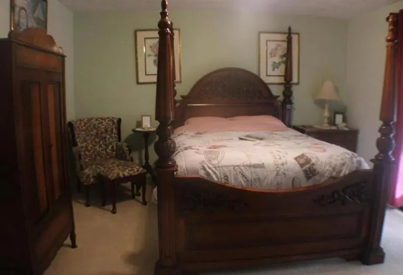 ファミリールーム, Serenity Hill Bed And Breakfast