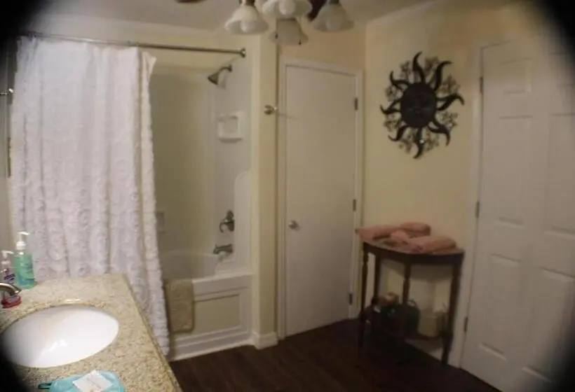ファミリールーム, Serenity Hill Bed And Breakfast