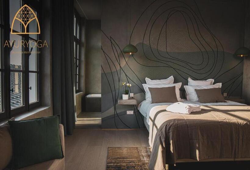 带大床的高级房间, Ayuryoga Wellness