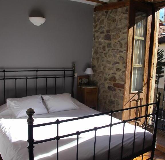 منزل غرفة نوم واحدة, Casa Barría