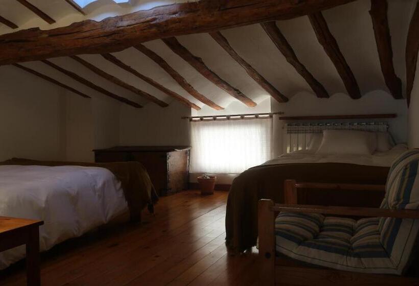 إستديو عائلى, Casa Barría