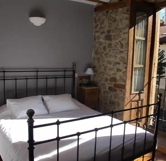 ３ベッドルームハウス, Casa Barría