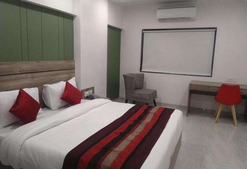 Single Deluxe Room, Indus Inn