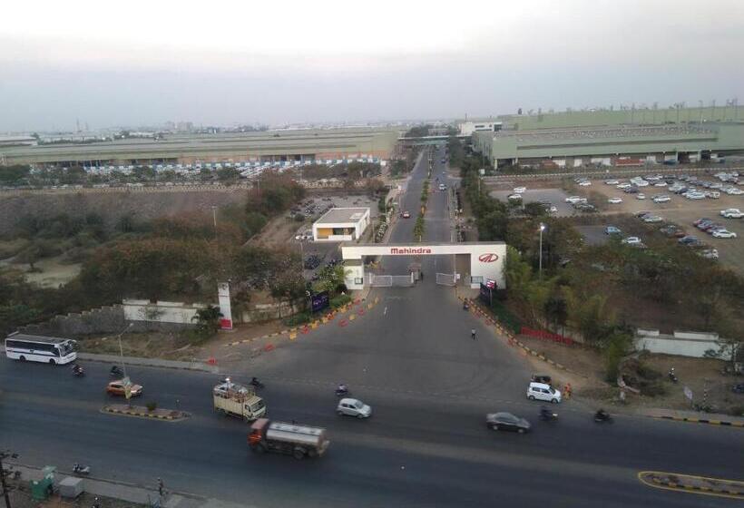 Single Deluxe Room, Indus Inn