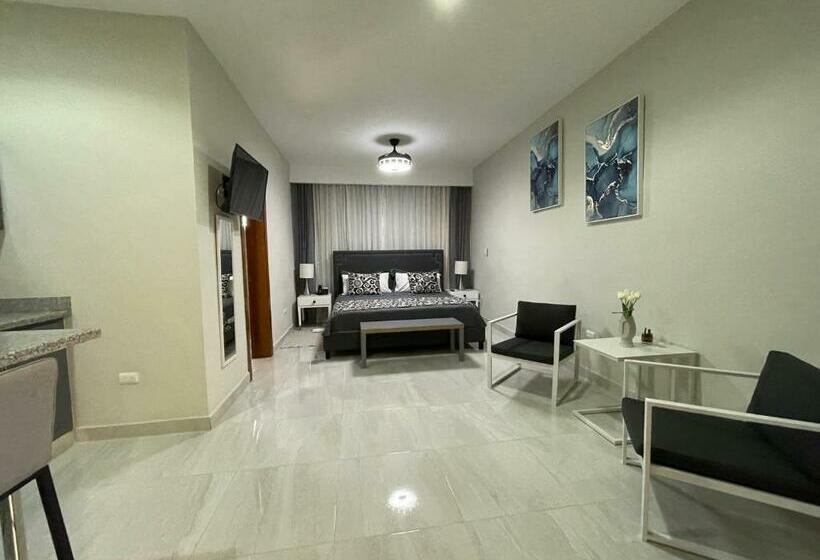 带大床的复式套间, Monarca