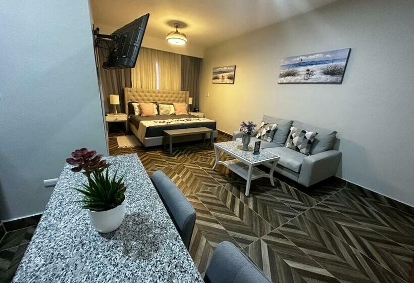 带大床的复式套间, Monarca