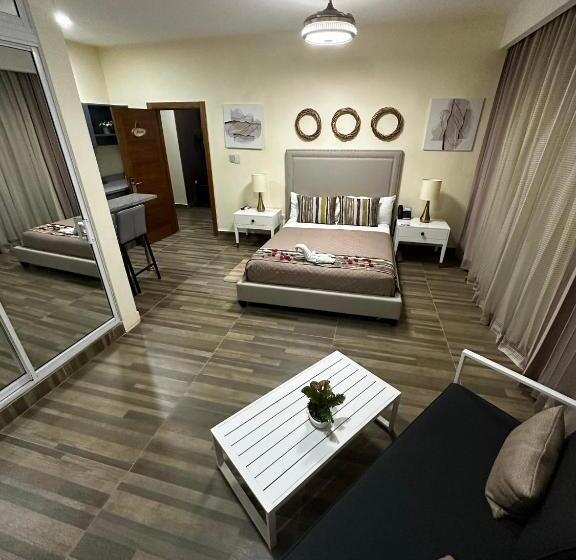 豪华房间, Monarca