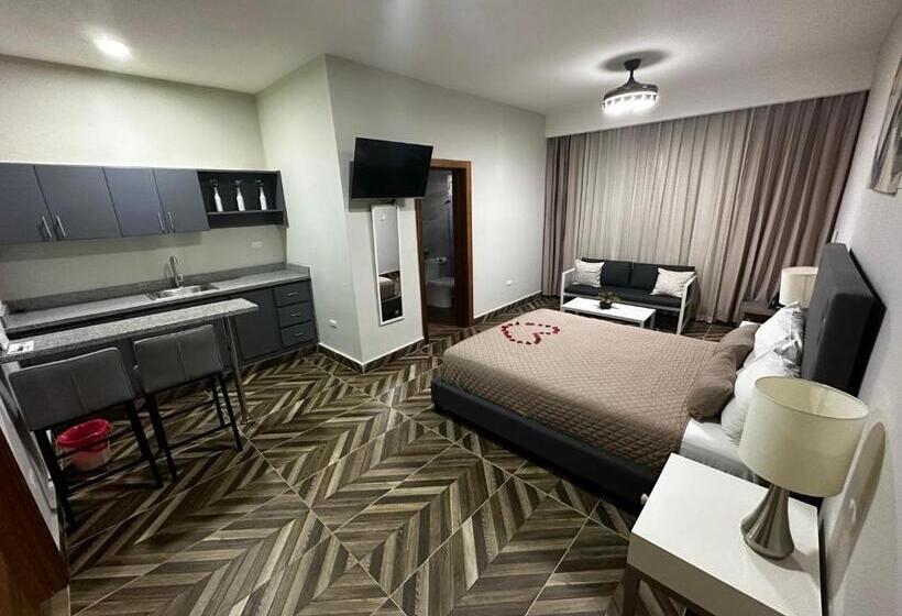 豪华房间, Monarca