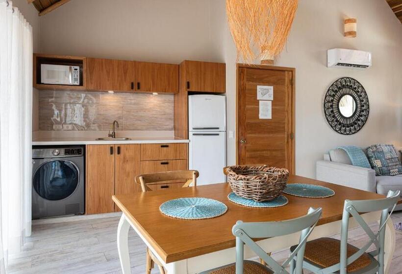 آپارتمان 1 خوابه با چشمانداز استخر, Takuma Boutik