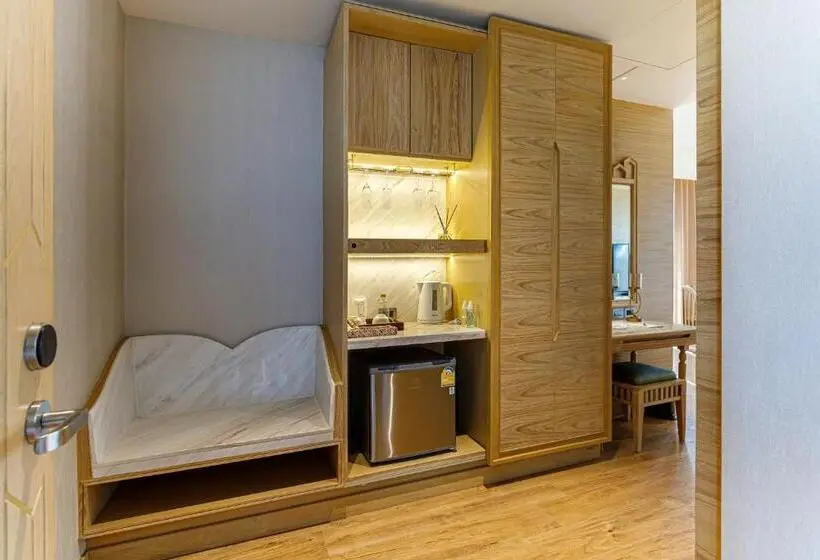 Suite with Pool, W1bangkoknoi