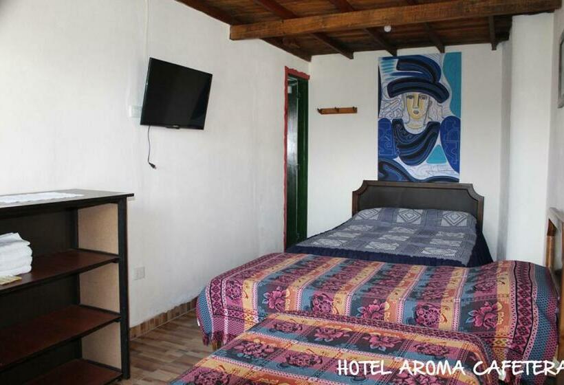 Четырехместный Номер Стандарт Вид на Сад, Aroma Cafetera